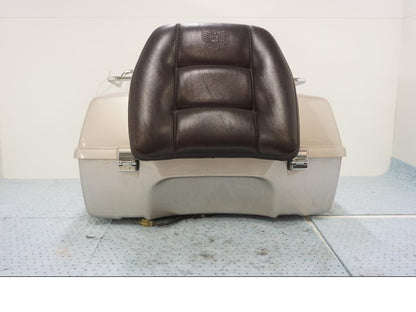 Höger sida på Topbox från en Honda GL 1200 -1987 motorcykel.