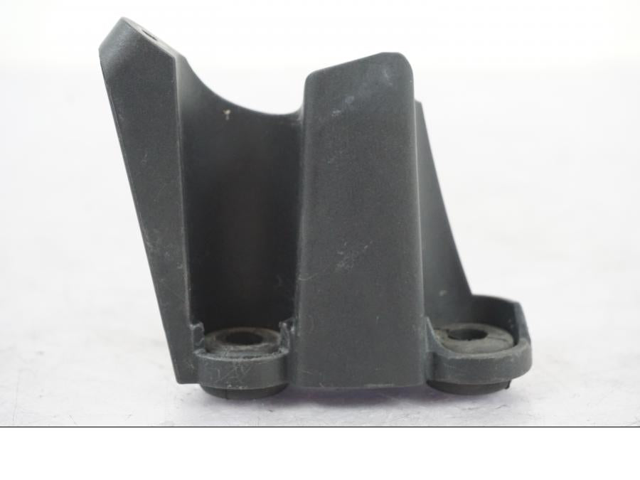 Höger sida på Instrumentfäste från en BMW R 1200 GSA -2012 motorcykel.