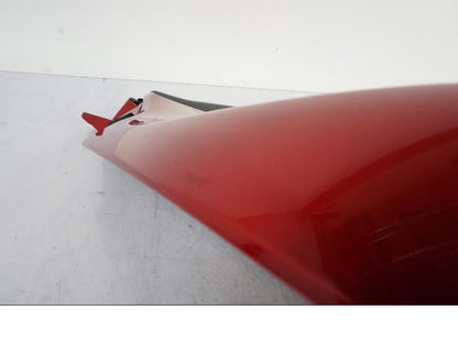 Snett uppifrån på Bensintankskåpa från en Honda VFR 1200 -2010 motorcykel.