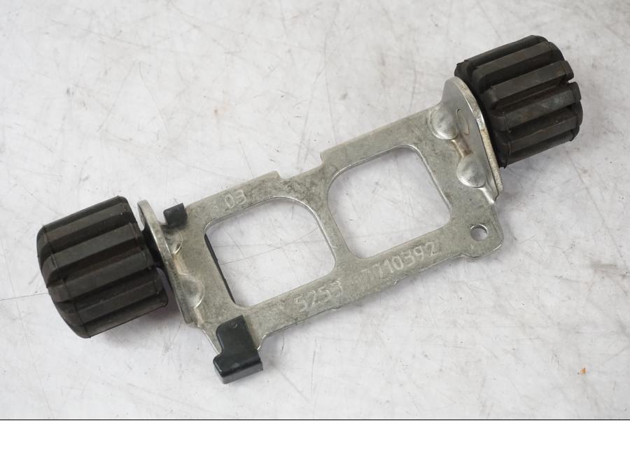 Framsidan på Sadelfäste från en BMW K 1600 GTL -2015 motorcykel.