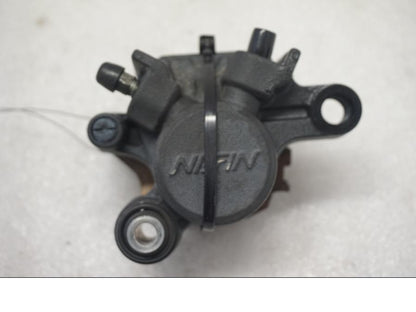 Framsidan på Bromsok från en Suzuki SV 650 -2016 motorcykel.