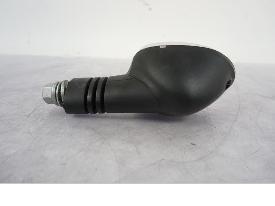 Snett uppifrån på Blinkers från en KTM 640 SM -2005 motorcykel.