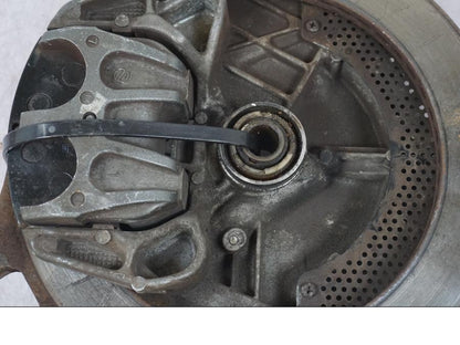 Vänster sida på Bromsskiva från en Honda CBX 550 -1982 motorcykel.