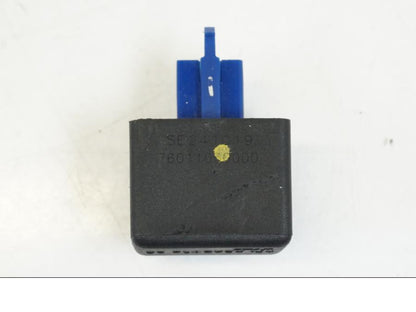 Framsidan på Blinkersrelä från en Husqvarna 701 Supermoto -2020 motorcykel.