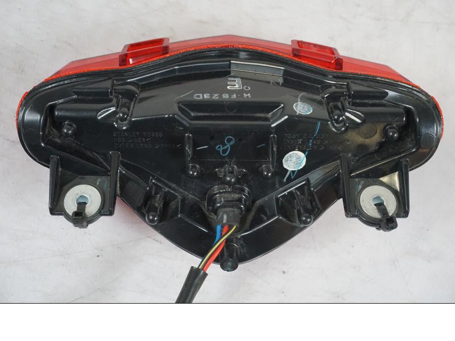 Extrabild1 på Baklampa från en Kawasaki ER-6N -2016 motorcykel.