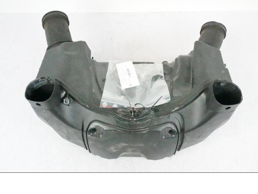 Baksidan på Luftburk från en BMW R 1250 GSA -2021 motorcykel.