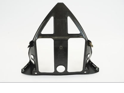 Snett nerifrån på Trekanten från en Aprilia RSV 1000 -2004 motorcykel.