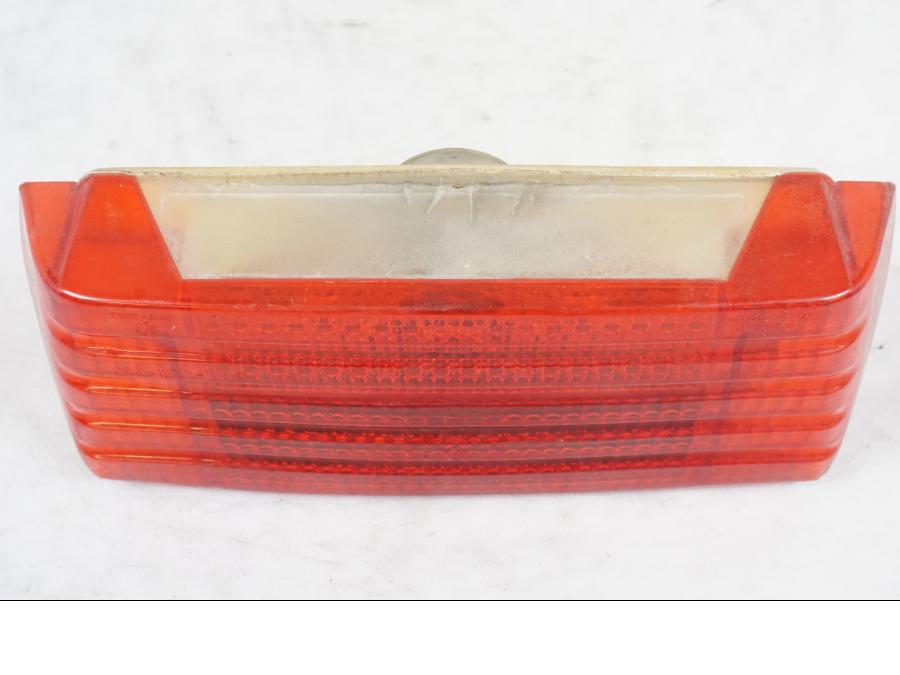 Framsidan på Baklampa från en BMW K 1100 LT -1999 motorcykel.