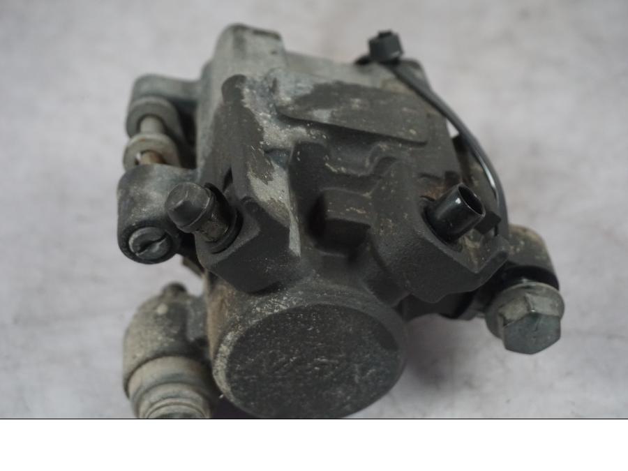 Höger sida på Bromsok från en Triumph Tiger Explorer -2016 motorcykel.