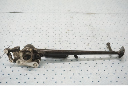 Baksidan på Sidostöd från en Yamaha YZF 1000 R1 -2001 motorcykel.