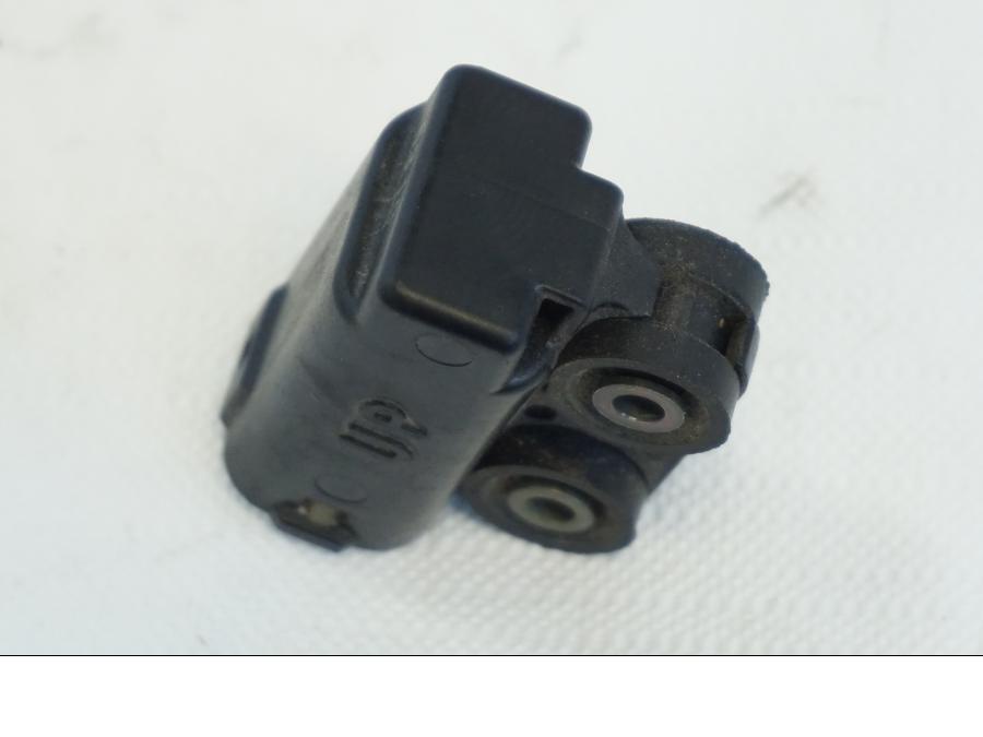 Snett uppifrån på Tilt Sensor från en Yamaha YZF R6 -2006 motorcykel.