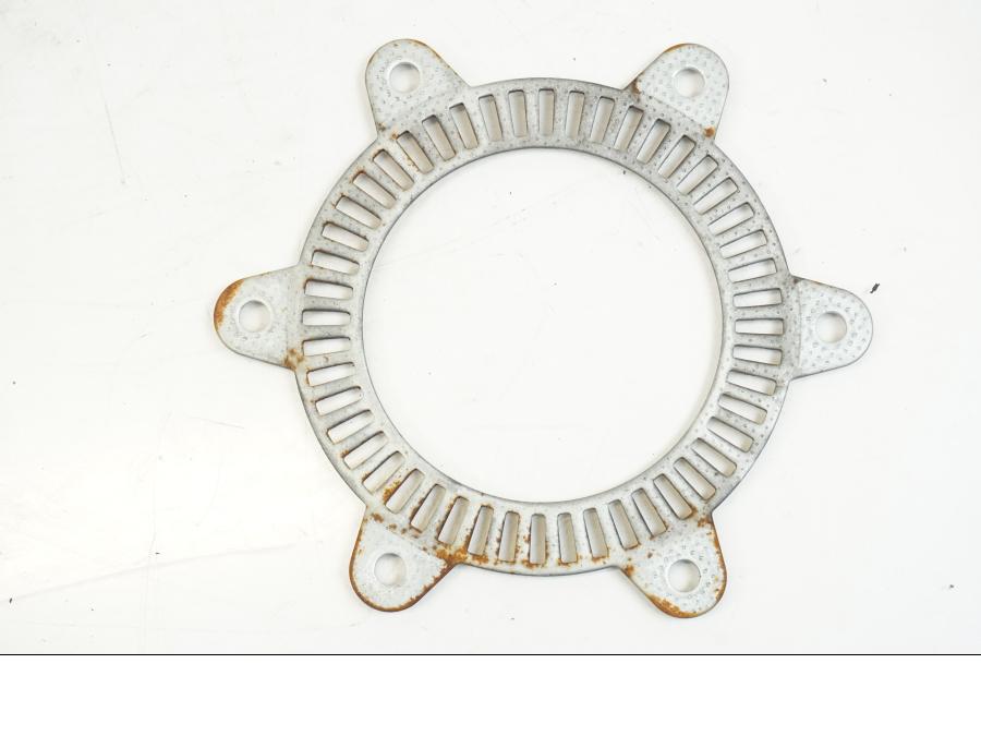 Höger sida på ABS krans från en BMW F 650 CS -2003 motorcykel.