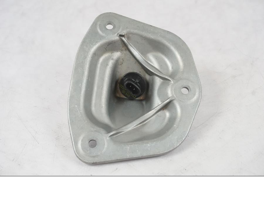 Framsidan på Luftburkskåpa från en Kawasaki ZZ-R 1400 -2009 motorcykel.