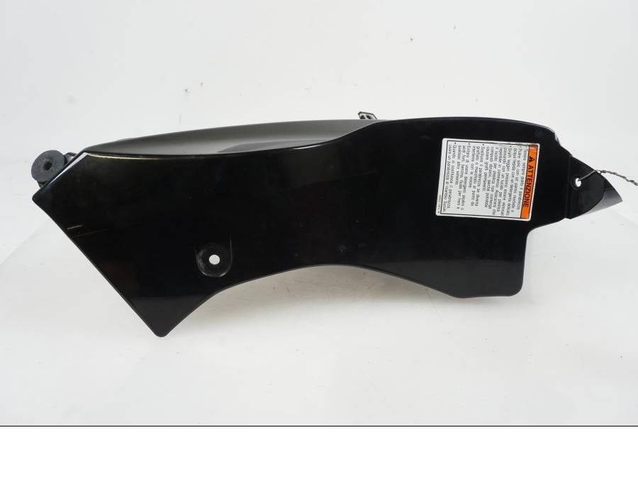 Vänster sida på Toppkåpa från en Suzuki GSX-R 1000 -2007 motorcykel.