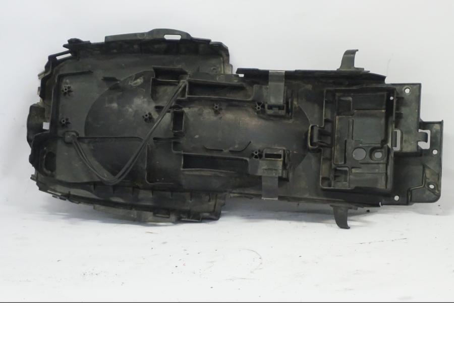 Höger sida på Innerskärm från en Honda CB 500 X -2015 motorcykel.