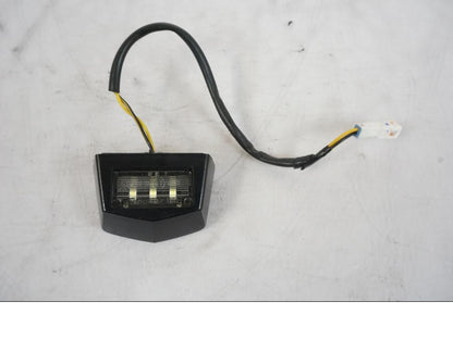 Framsidan på Skyltbelysning från en KTM 1290 Super Duke -2019 motorcykel.