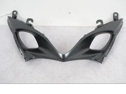 Framsidan på Luftintag från en Suzuki GSX-R 1000 -2008 motorcykel.