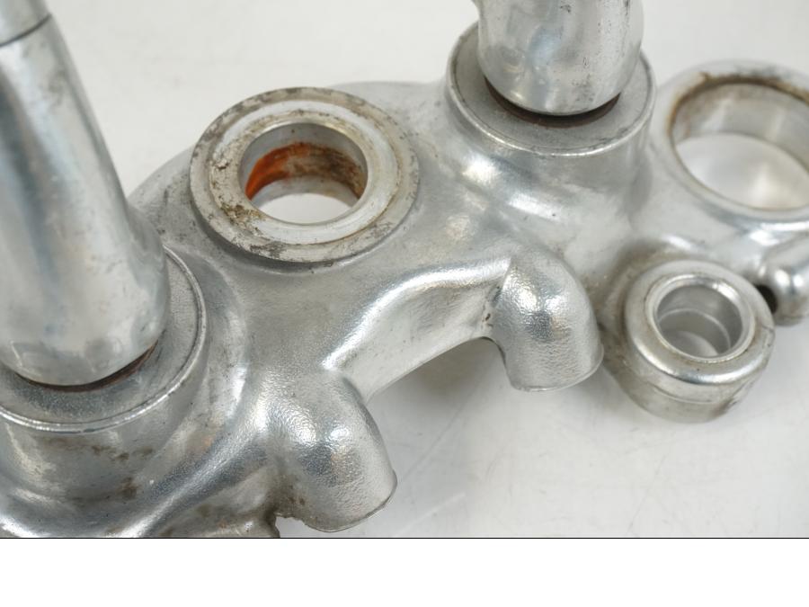 Snett uppifrån på Gaffelkrona från en Yamaha XV 1100 -1993 motorcykel.