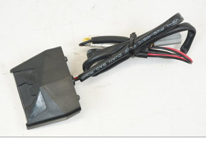 Vänster sida på Skyltbelysning från en Yamaha MT-09 -2021 motorcykel.