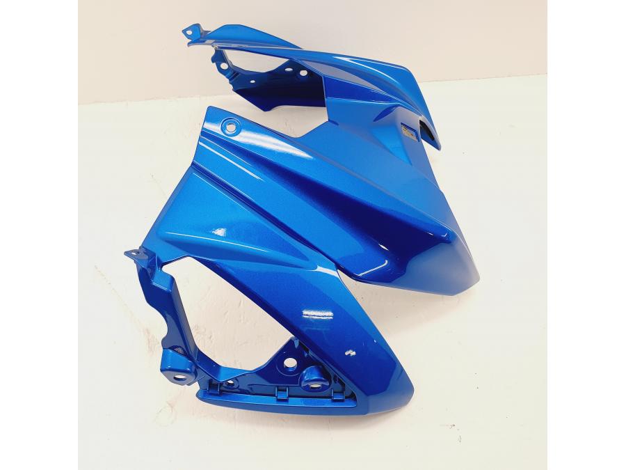 Höger sida på Bensintankskåpa från en Suzuki GSX-S 750 -2018 motorcykel.