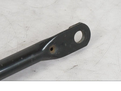 Höger sida på Bromslänkage från en Suzuki VL 800 -2002 motorcykel.