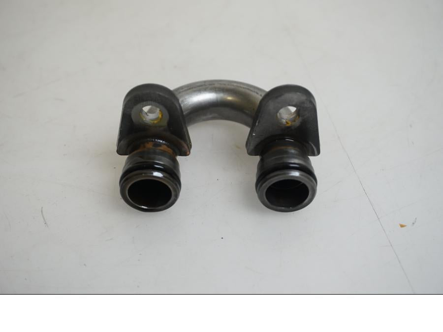 Baksidan på Oljepump från en Yamaha FJR 1300 -2005 motorcykel.