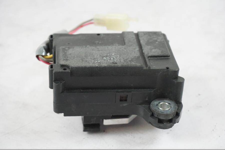 Snett uppifrån på Avgasspjällmotor från en Kawasaki ZX-6R -2011 motorcykel.