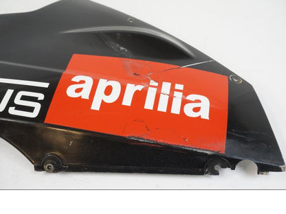 Baksidan på Magkåpa från en Aprilia RS 125 -2008 motorcykel.