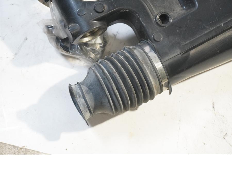 Baksidan på Sving från en Triumph Tiger -2012 motorcykel.