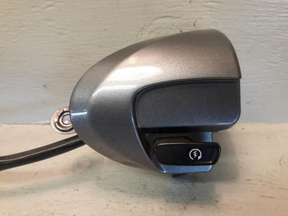 Framsidan på Styrelreglage från en Yamaha Cygnus -2007 motorcykel.