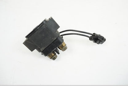 Framsidan på Startrelä från en Yamaha XJR 1300 -2007 motorcykel.