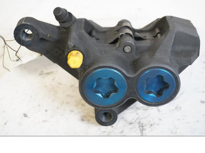 Framsidan på Bromsok från en Yamaha BT 1100 -2002 motorcykel.