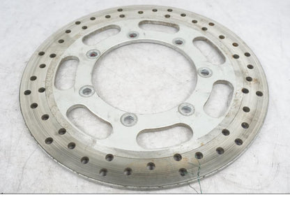 Framsidan på Bromsskiva från en Kawasaki VN 1500 Mean Streak -2002 motorcykel.