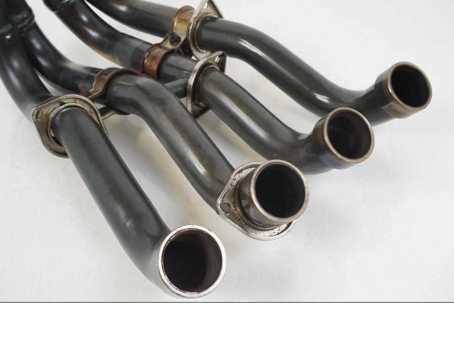 Baksidan på Grenrör från en Suzuki GSX-R 1000 -2007 motorcykel.