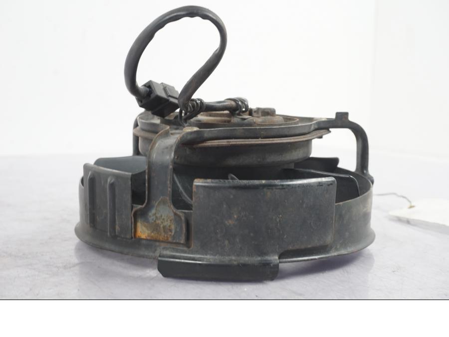 Extrabild4 på Vattenkylfläkt från en Yamaha TDM 850 -1998 motorcykel.