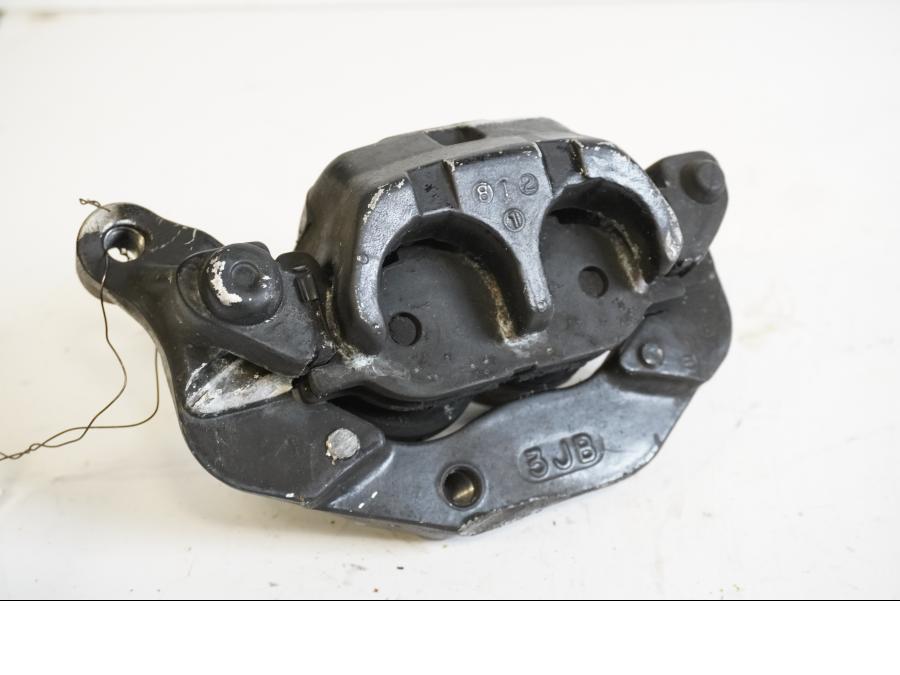 Höger sida på Bromsok från en Yamaha XVS 650 -1998 motorcykel.