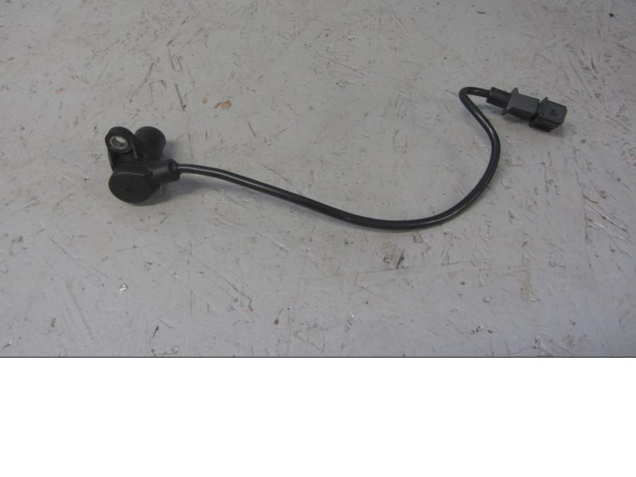 Baksidan på Hastighetsgivare från en Ducati Monster 1100 EVO ABS -2012 motorcykel.