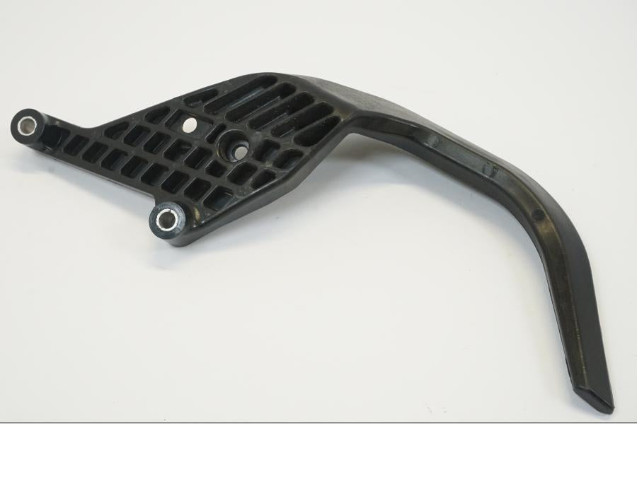 Snett uppifrån på Passagerarhandtag från en KTM 1190 Adventure -2013 motorcykel.