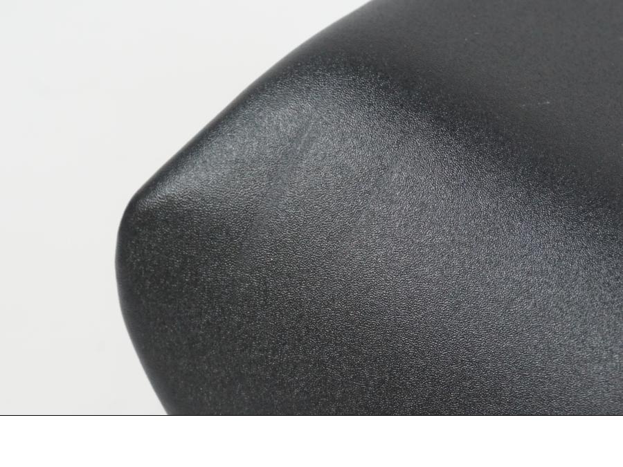 Vänster sida på Sadel från en Suzuki GSX-R 1000 -2007 motorcykel.