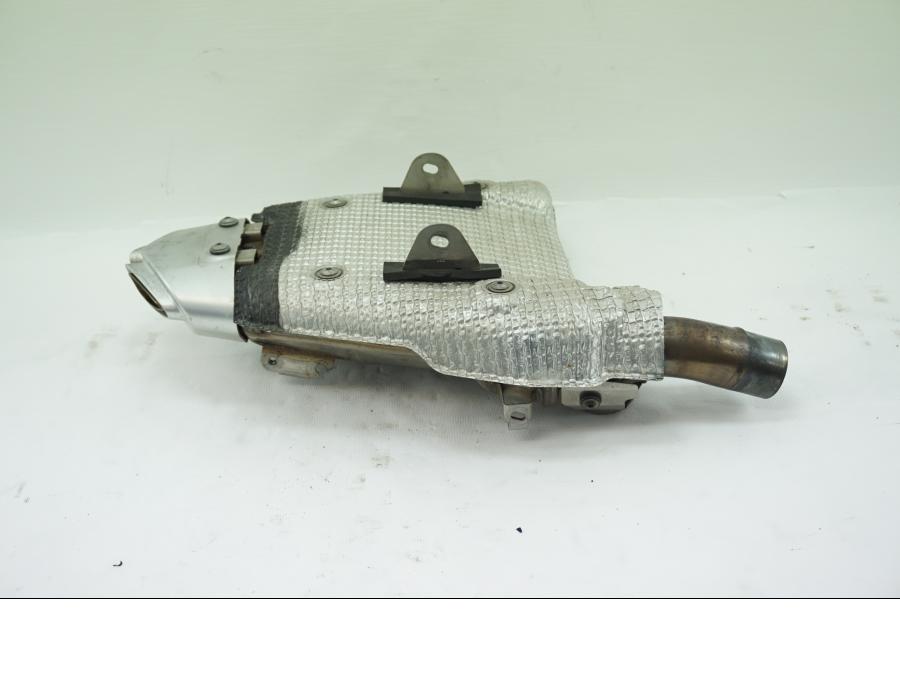 Framsidan på Ljuddämpare från en Kawasaki ZX-6R -2008 motorcykel.