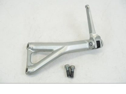 Framsidan på Fotpinne från en Ducati Streetfighter V4 -2020 motorcykel.