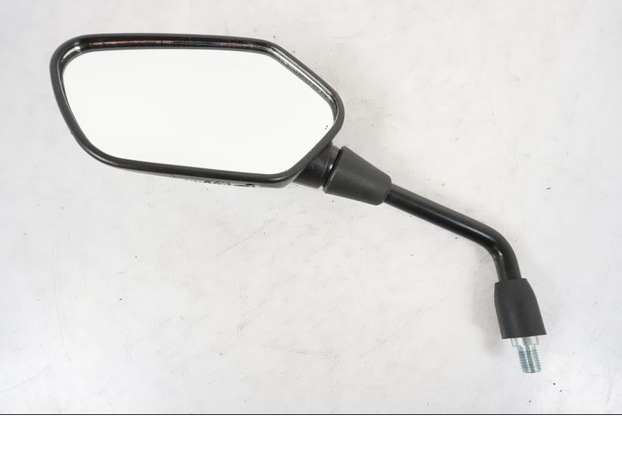 Framsidan på Backspegel från en Honda CB 750 -1996 motorcykel.