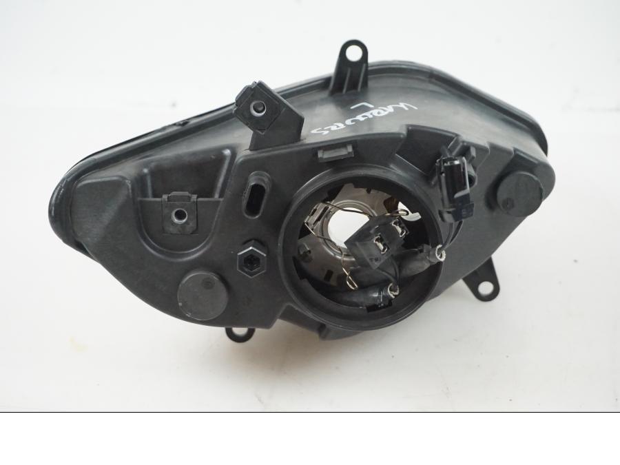 Höger sida på Strålkastare från en BMW K 1200 RS -2008 motorcykel.