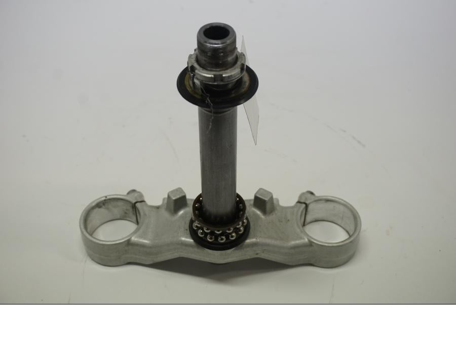 Baksidan på Gaffelkrona från en Yamaha FZ1-SA -2007 motorcykel.