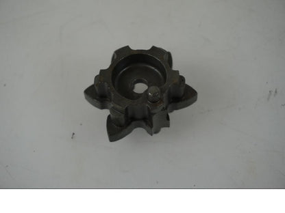 Baksidan på Växellåda från en BMW F 800 GS -2009 motorcykel.