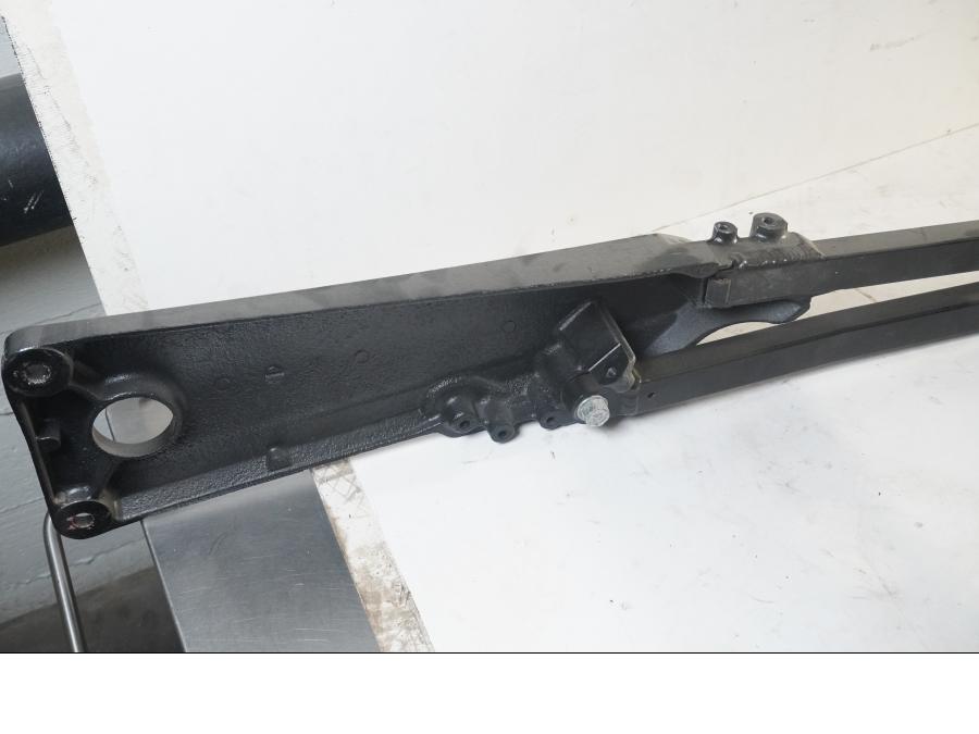 Höger sida på Bakram från en Kawasaki ZZ-R 1400 -2007 motorcykel.