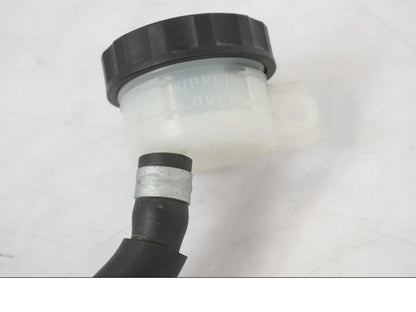 Extrabild2 på Bromshuvudcylinder från en Kawasaki ZZ-R 1400 -2009 motorcykel.