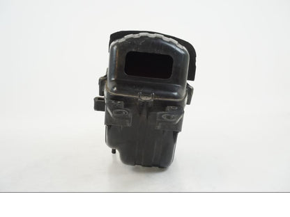 Snett uppifrån på Luftburk från en Honda CBR 125 R -2006 motorcykel.