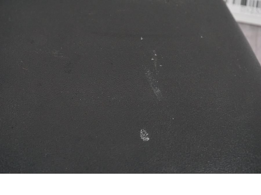 Snett uppifrån på Sadel från en Buell 1125 R -2008 motorcykel.