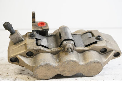 Baksidan på Bromsok från en Suzuki GSX 1400 -2003 motorcykel.